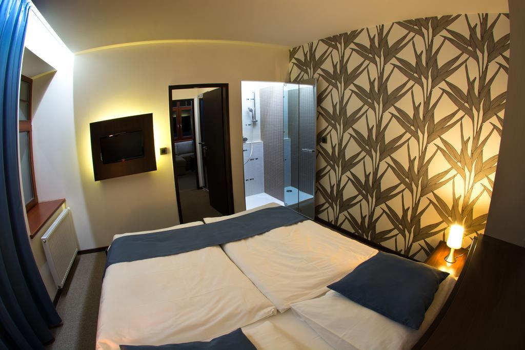 Hotel Slunny Dvur Єсеник Екстер'єр фото